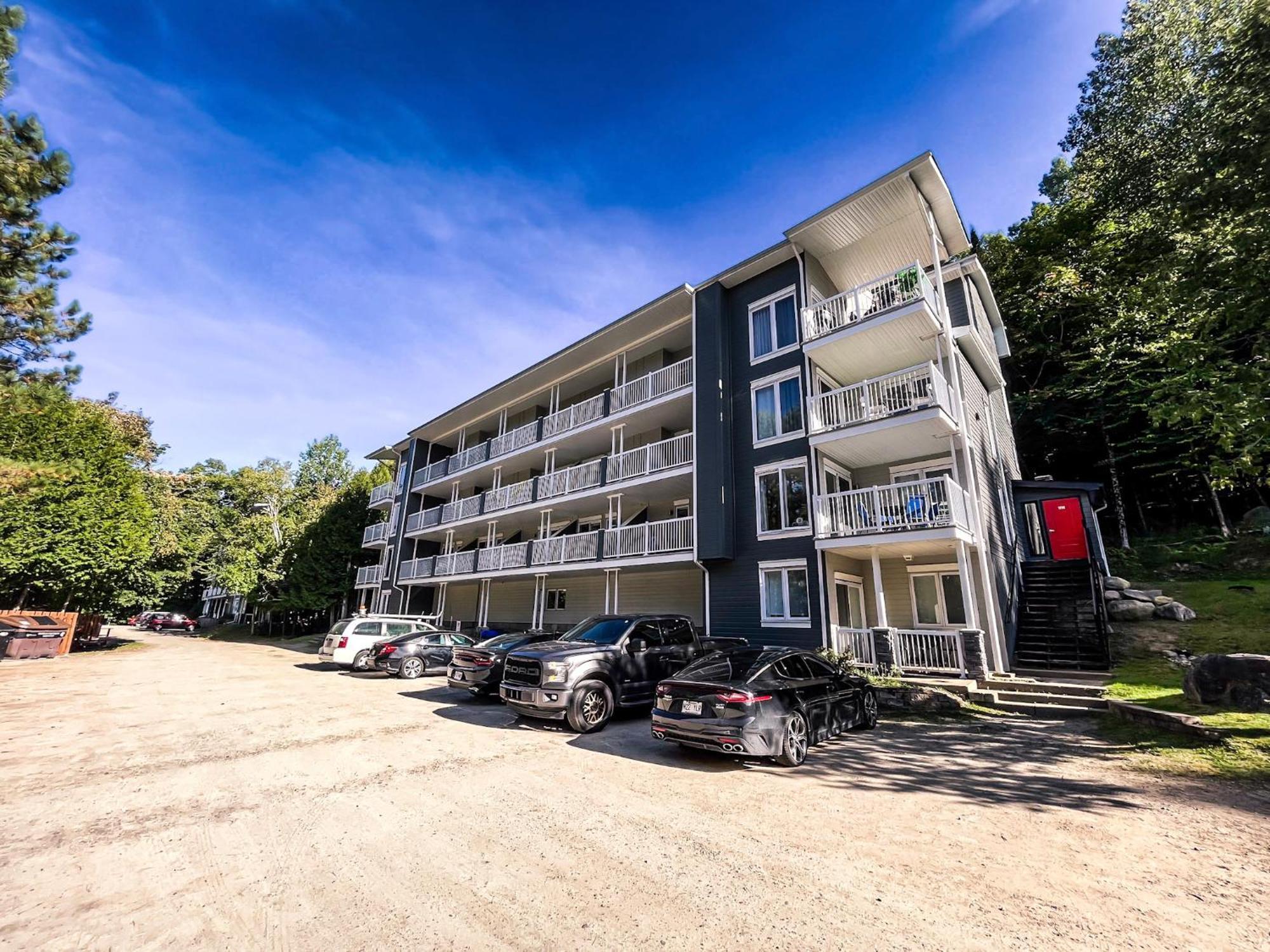 Condo Moderne, Escapade Vacance, Vue Sur Montagnes Exterior foto