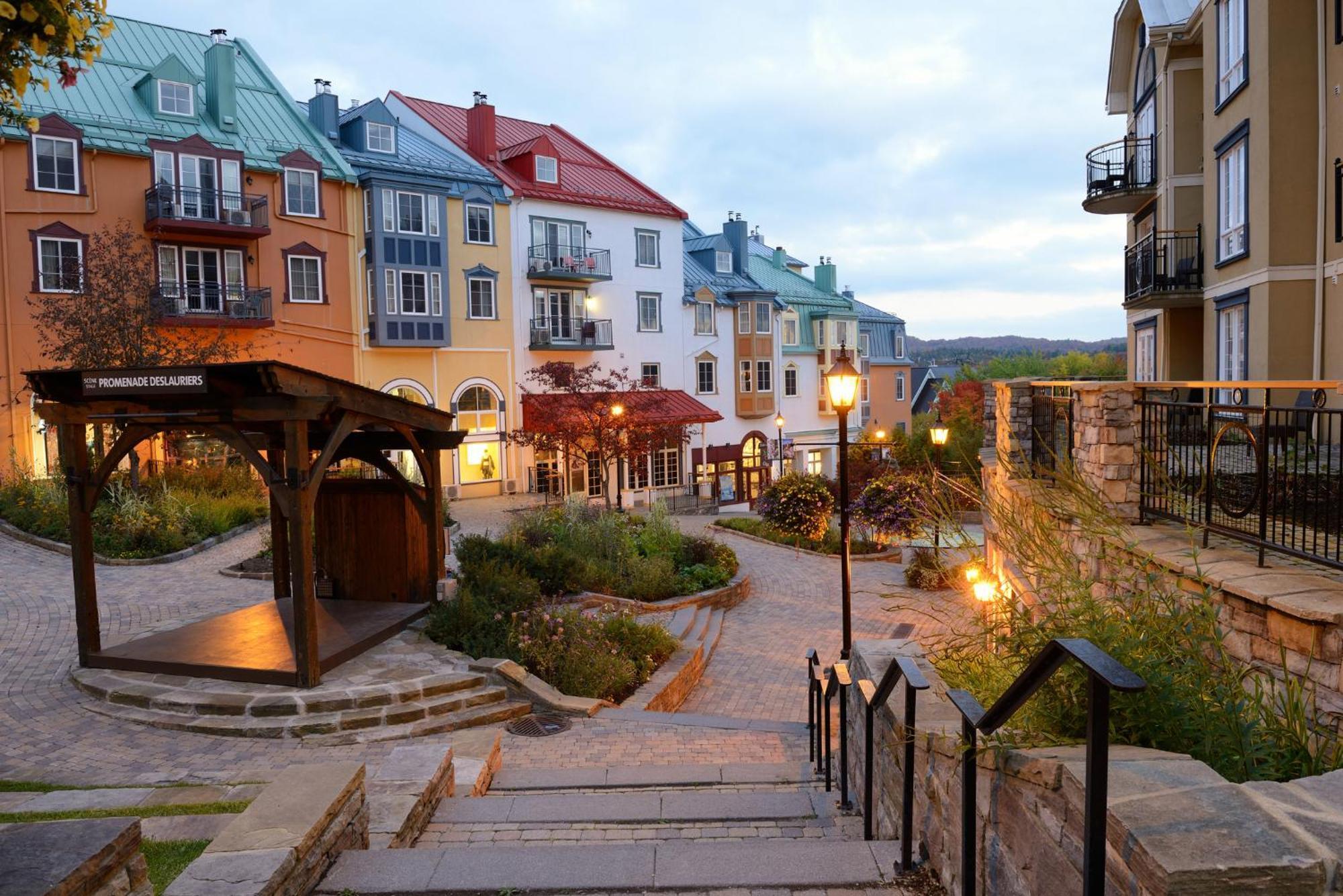 Condo Moderne, Escapade Vacance, Vue Sur Montagnes Exterior foto